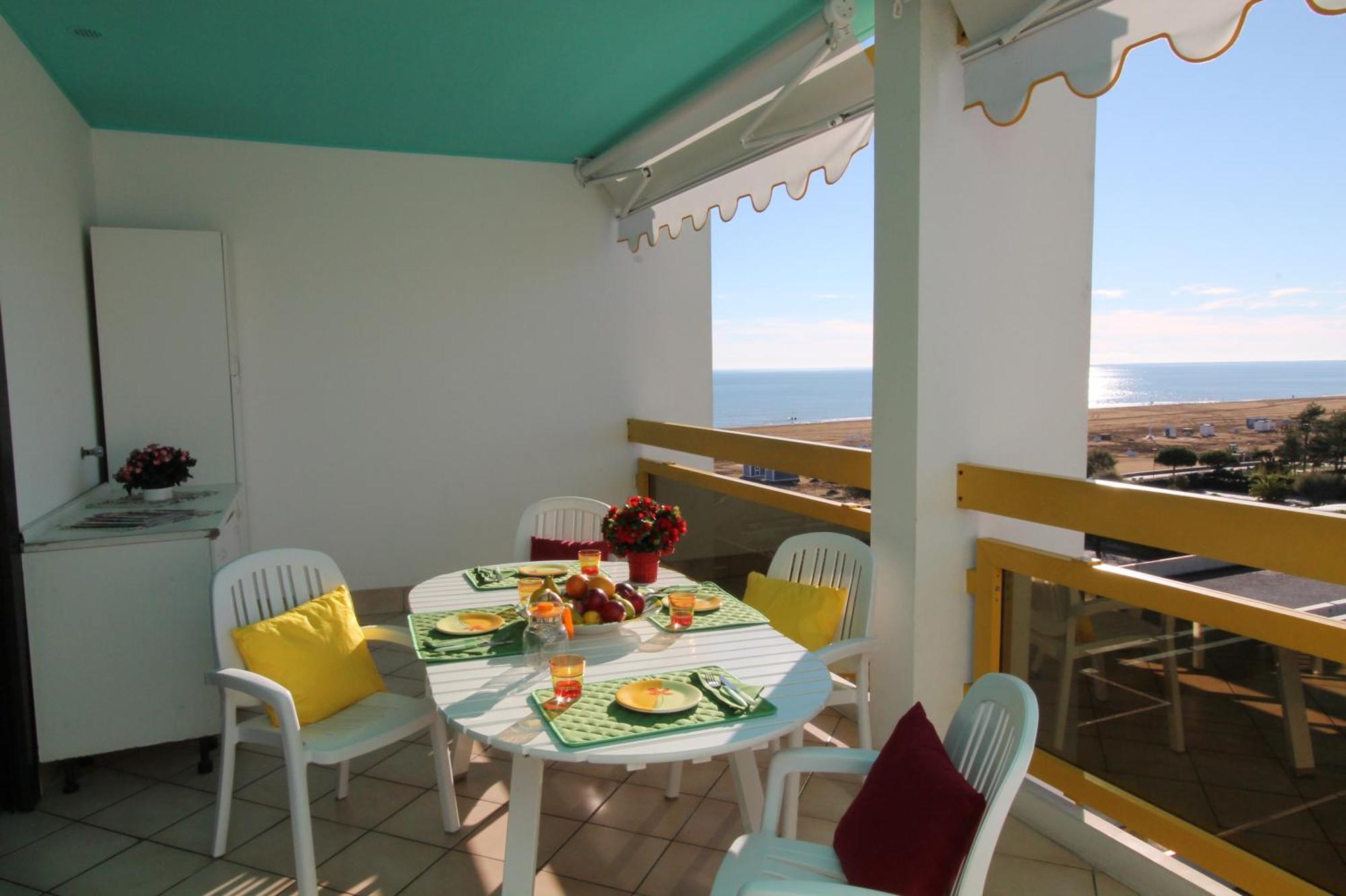 Complesso Solarium Apartment Bibione Exterior photo