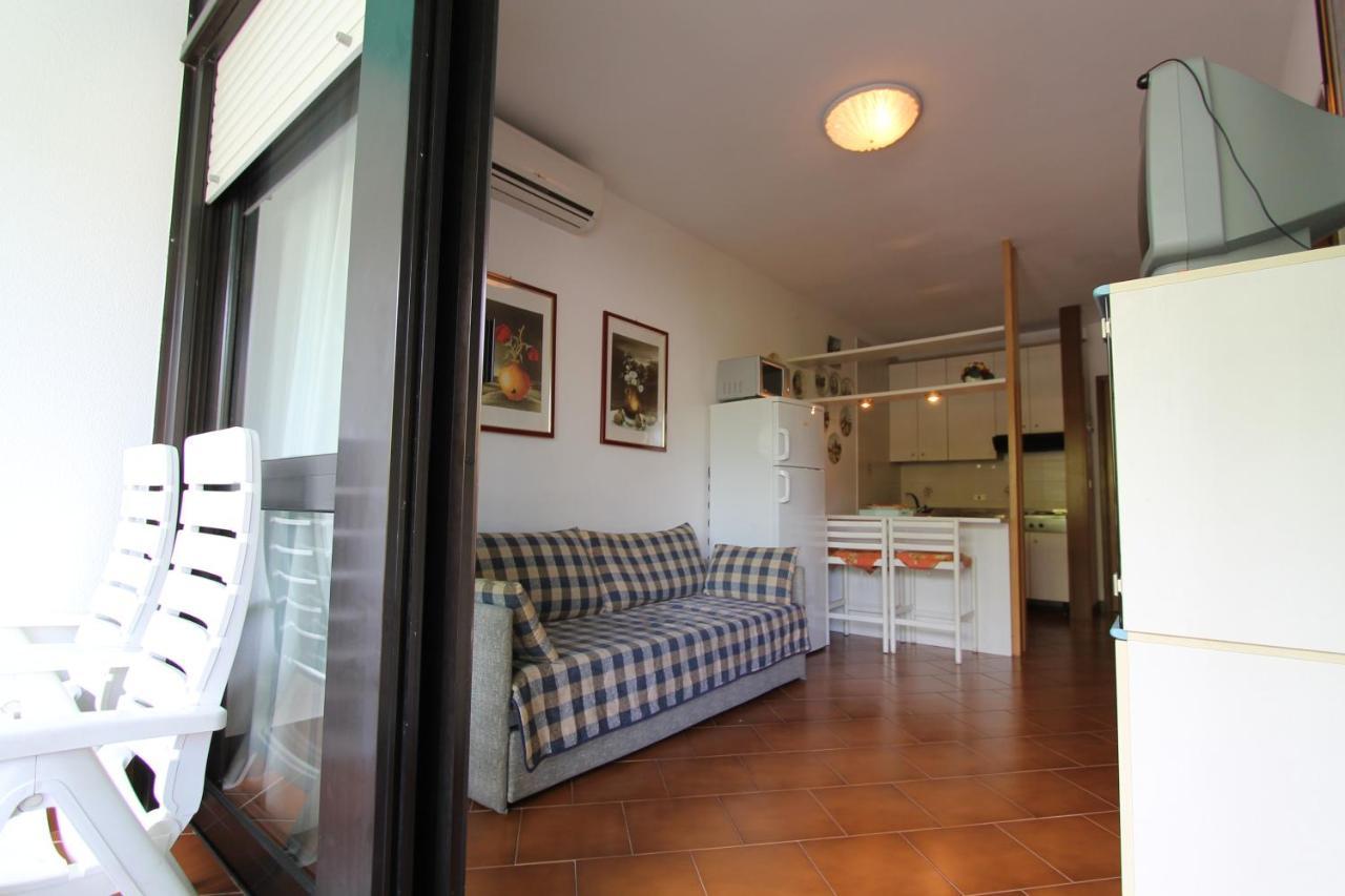 Complesso Solarium Apartment Bibione Exterior photo