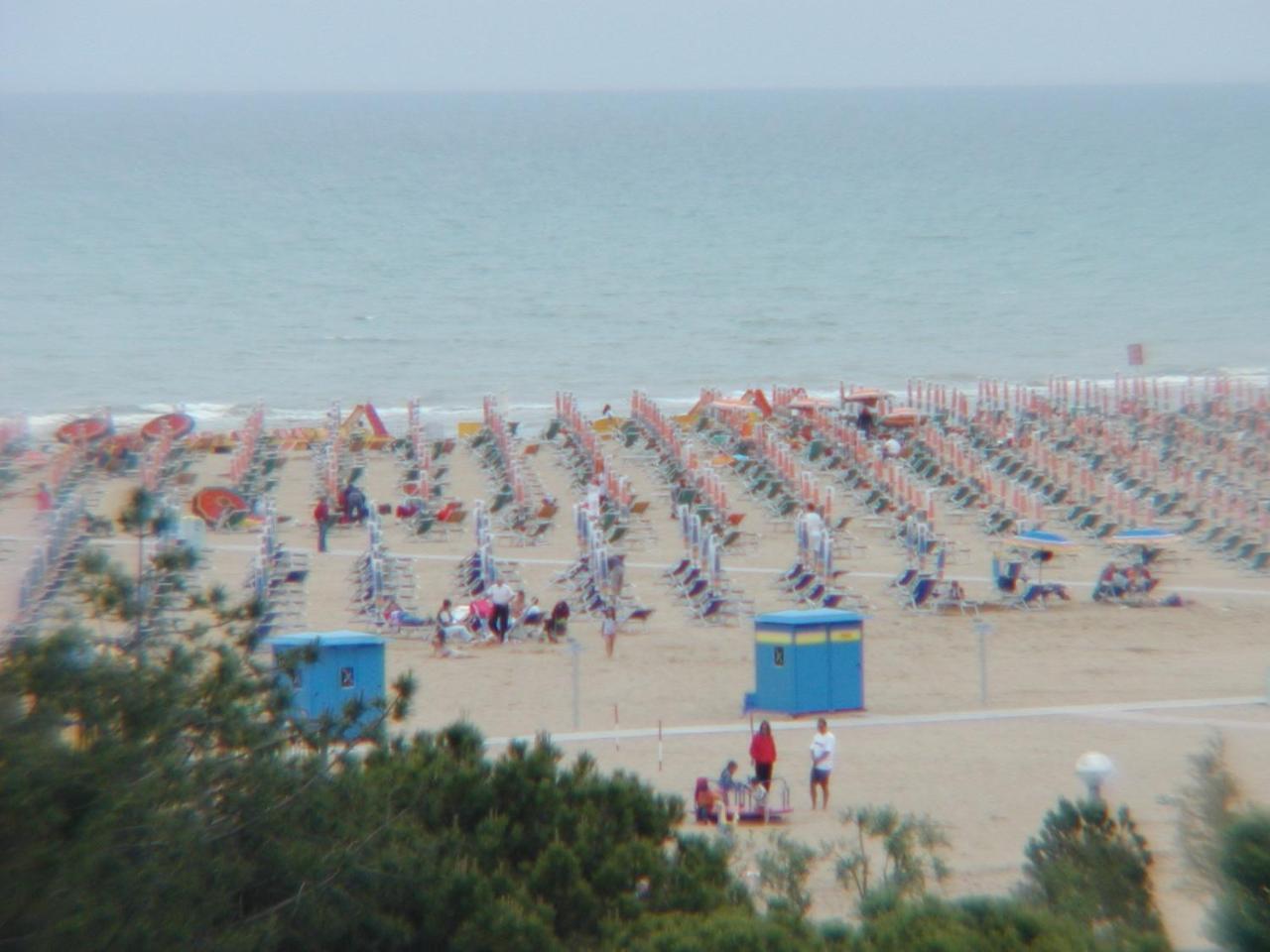 Complesso Solarium Apartment Bibione Exterior photo