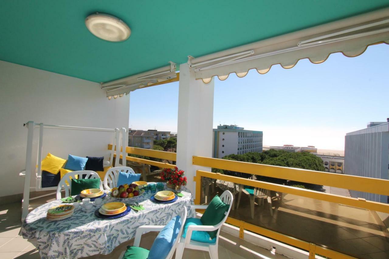 Complesso Solarium Apartment Bibione Exterior photo