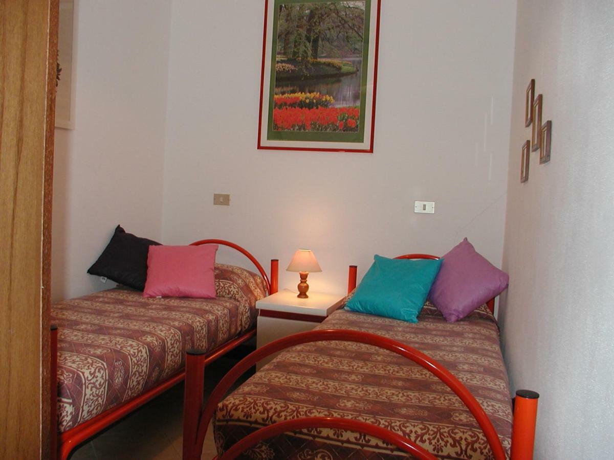 Complesso Solarium Apartment Bibione Exterior photo
