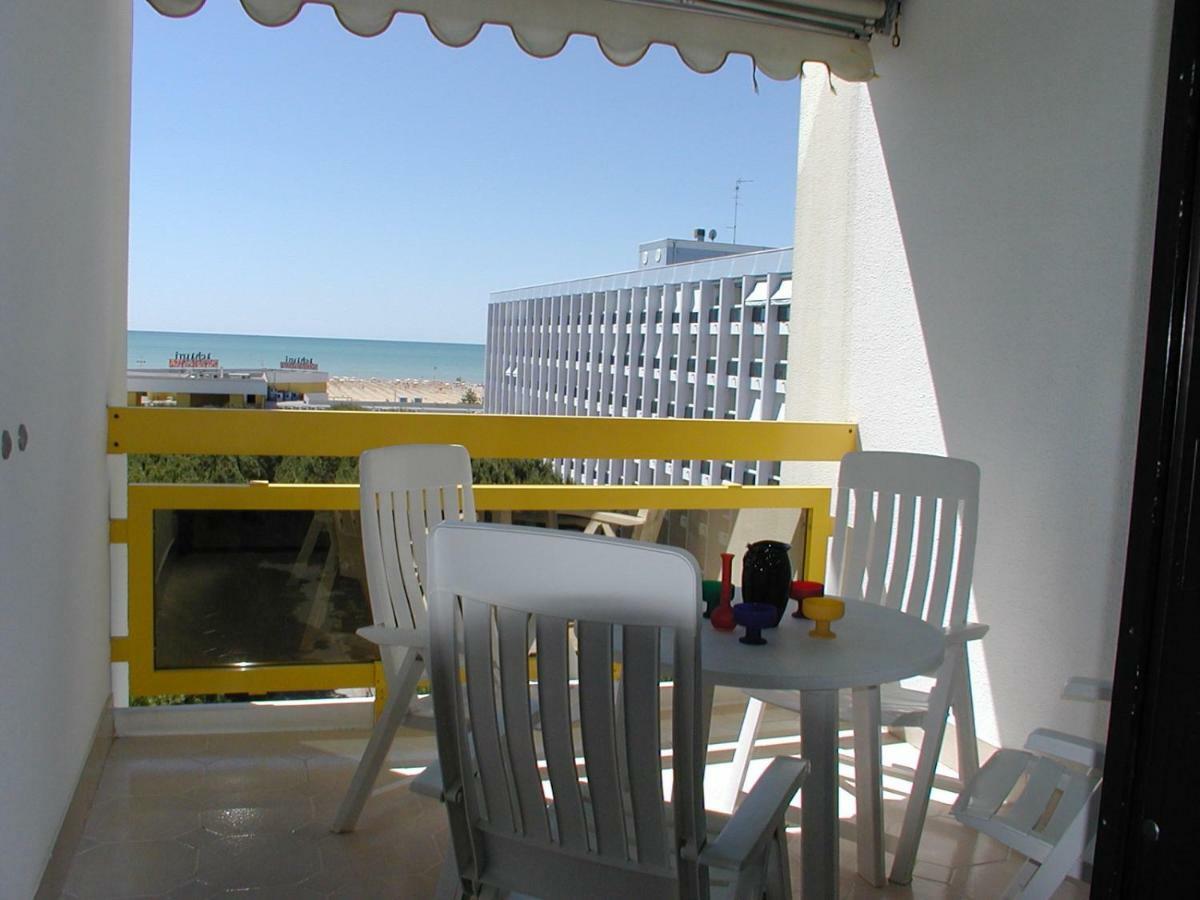 Complesso Solarium Apartment Bibione Exterior photo